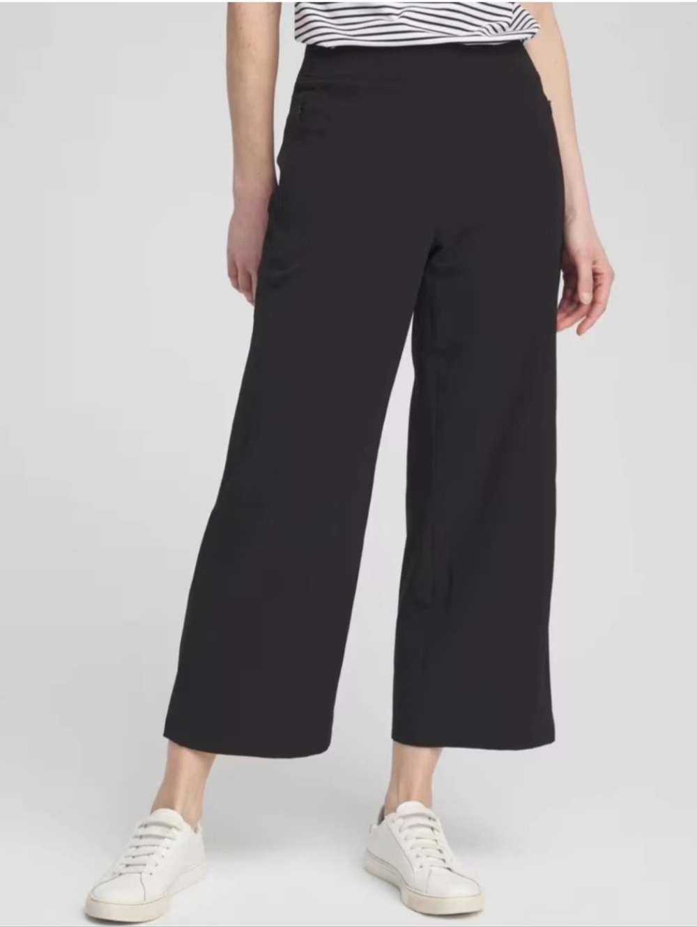 NWT Chicos 4 Zenergy Size 20 Neema Wide Leg Crop Pants